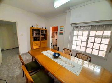 PH · 69m² · 3 Ambientes · 1 Cochera · PH 3 Amb. C/coch Excelente Estado. V. Dominico