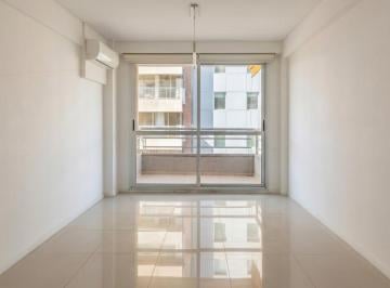 Departamento · 42m² · 1 Ambiente · Amplio Mono Ambiente Divisible - Super Luminoso - Balcon Al Frente - Piscina - Amenities - Belgrano