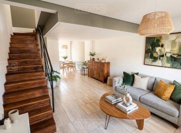 Casa · 105m² · 3 Ambientes · 1 Cochera · Casa Dúplex en Venta en Olivos, Vicente López, G. B. a. Zona Norte