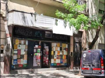 Local comercial · 242m² · Venta Balvanera Deposito o Local Pb y Sotano 242 m²