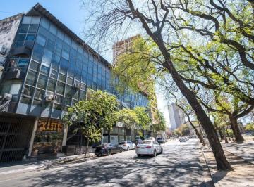 Oficina comercial · 135m² · 1 Cochera · Oficinas y Cochera en Venta