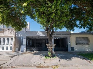PH · 132m² · 4 Ambientes · 2 Cocheras · Casa en Venta en Barrio Candioti