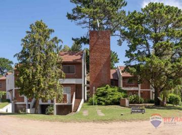 Departamento · 60m² · 3 Ambientes · 1 Cochera · Departamento Dúplex en Venta en Pinamar