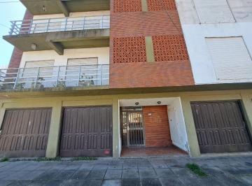 Departamento · 36m² · 2 Ambientes · 1 Cochera · Venta de Departamento en Santa Teresita