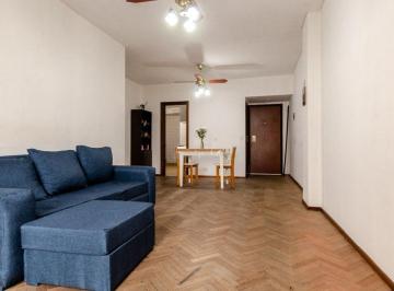 Departamento · 74m² · 4 Ambientes · Venta Departamento 4 Amb Recoleta Balcon y Luz