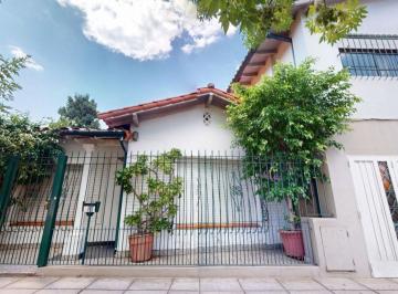 Casa · 165m² · 5 Ambientes · 1 Cochera · Venta Casa 5 Ambientes en Vicente Lopez