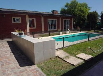 Casa · 171m² · 4 Ambientes · 2 Cocheras · Venta Casa 4 Amb C/piscina y Quincho Paso del Rey