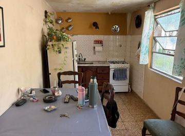 PH · 65m² · 3 Ambientes · Venta PH 3 Ambientes C/patio Caseros - Apto Credito