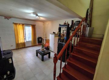 Casa · 107m² · 4 Ambientes · 1 Cochera · Duplex 4 Amb 3 Baños Cochera Patio y Parrilla