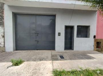 Bodega-Galpón · 379m² · Venta Galpon en La Banda Calle Alem