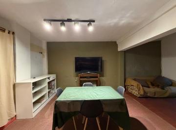 Casa · 157m² · 10 Ambientes · 2 Cocheras · Se Vende Casa a 500 Mtr. Av Guemes - Oportunidad