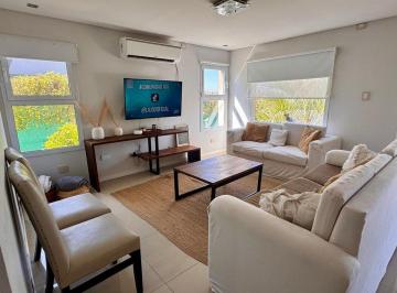 Casa · 260m² · 7 Ambientes · 2 Cocheras · Casa en Venta - La Pancha II