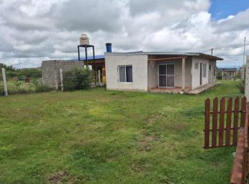 Casa · 73m² · 5 Ambientes · Oportunidad de Inversión, 2 Dptos en Villa Larca