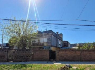 Casa · 215m² · 5 Ambientes · Venta Casa 5 Ambientes + Anexo 4 Amb. Don Torcuato