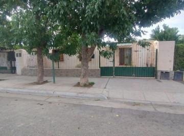 Casa · 70m² · 4 Ambientes · Casa en Venta