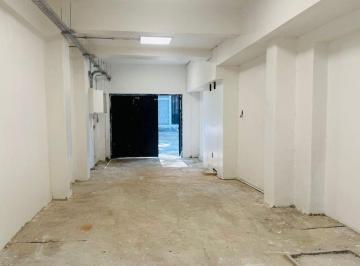 Depósito · 270m² · Alquiler Deposito con Oficinas en Tres Cruces