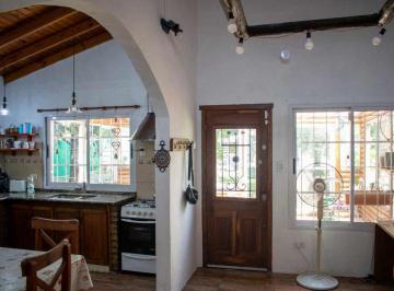 Casa · 134m² · 5 Ambientes · 2 Cocheras · Venta Casa La Reja 5 Amb, Enorme Parque, Excelente
