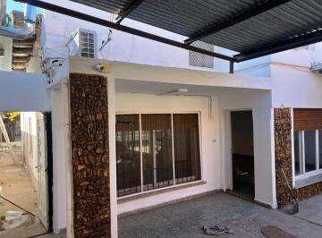 Casa · 80m² · 7 Ambientes · 2 Cocheras · Casa en Plaza Huincul