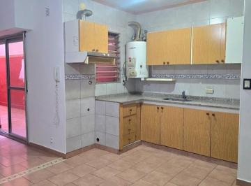 Departamento · 54m² · 3 Ambientes · 3 Ambientes - Patio - 1er Piso Escaleras