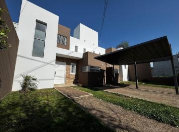 Casa · 125m² · 4 Ambientes · 1 Cochera · Alquiler | Dúplex 2 Dorm | Valle Escondido / Don Bosco | Jardín Asador
