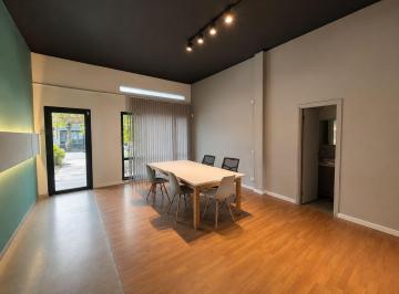 Local comercial · 100m² · Alquiler Local 100 m² Barrio P. Junta con Patio