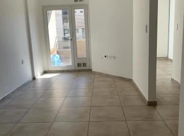 Departamento de 2 ambientes, Córdoba · Depto en Alquiler con Balcon.