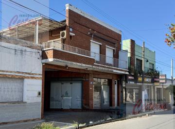 Edificio · 185m² · 1 Cochera · Del Carmen Al 600.