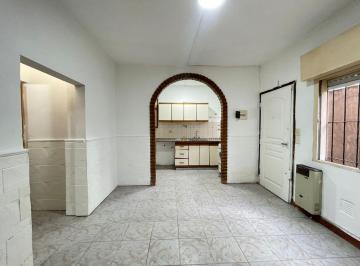 Departamento · 30m² · 2 Ambientes · Alquiler PH 2 Ambientes Planta Baja en Ramos Mejia