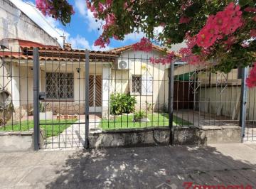 Depósito · 89m² · 3 Ambientes · 1 Cochera · Taller/deposito con Casa 3 Ambientes en Caseros