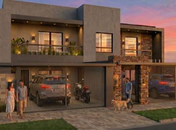 Casa de 5 ambientes, Paraná · Vivienda 2 Plantas, Patio, Parrilla, Espacio Verde, y Pileta