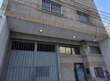 Bodega-Galpón · 900m² · 3 Ambientes · 5 Cocheras · Galpón en Alberdi