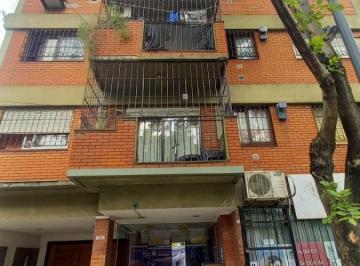 Departamento de 3 ambientes, San Cristobal · 3 Ambientes Frente Super Luminoso Balcon Cocina Comedor Diario Cochera Fija Cubierta Pichincha 1005