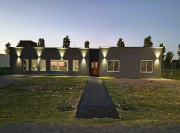 Casa · 128m² · 4 Ambientes · Casa a Estrenar de 4 Ambientes en Venta en Barrio Cerrado Los Juncos Lujan A56