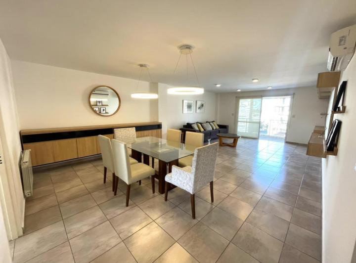 Departamento en alquiler en Las Tejas del Sur · 8 ambientes
