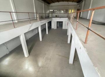 Bodega-Galpón de 5 ambientes, La Plata · Bodega - Galpón de 1000 m² en Venta y Alquiler en La Plata