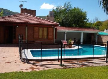 Foto · Vendo Cabaña en Carlos Paz con Piscina