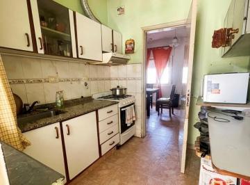Casa · 160m² · Casa Chalet en Venta en Villa Corina, Córdoba