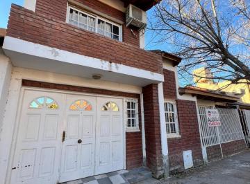 Casa · 100m² · 6 Ambientes · 1 Cochera · Casa en Neuquen
