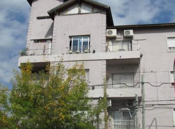 Departamento · 38m² · 2 Ambientes · Dpto 2 Amb. Al Fte. Ideal Inversor