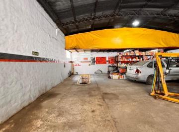 Bodega-Galpón · 272m² · 3 Ambientes · Galpón en Av Monseñor Pablo Cabrera