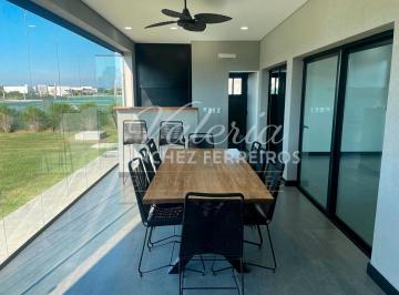 Casa · 183m² · 4 Ambientes · 4 Cocheras · Casa en Venta 5 Ambientes - Barrio Magallanes