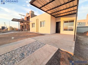 Casa · 73m² · 3 Ambientes · Duplex en Venta 2 Dorm. Rincones de Manantiales