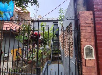Departamento · 1m² · 2 Ambientes · Depto en Alquiler en Planta Alta Bien Ubicado