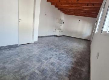 PH de 1 ambiente, La Plata · PH en Venta en Calle 39 y 142