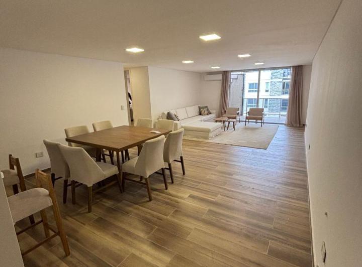 Departamento · 160m² · 5 Ambientes · 2 Cocheras
