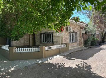 Casa de 7 ambientes, Ciudad de Mendoza · Casa en Venta