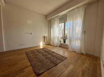 Departamento · 75m² · 4 Ambientes · Semipiso de Dos Dorm. y Escritorio Reciclado Lleno de Luz y Silencioso