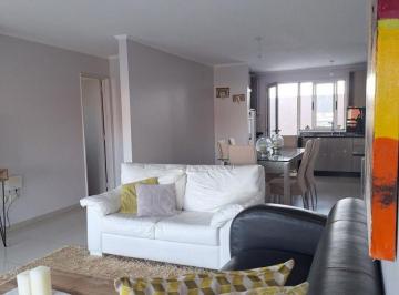 Departamento de 2 ambientes, Río Tercero · Departamento de 60 m² con 1 Dormitorio en Alquiler en Río Tercero Amoblado