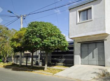 Casa · 170m² · 5 Ambientes · 2 Cocheras · En Venta Casa 3 Dorm | Patio Quincho Independiente con Potencial Ampliación en Terrazas Neuquén