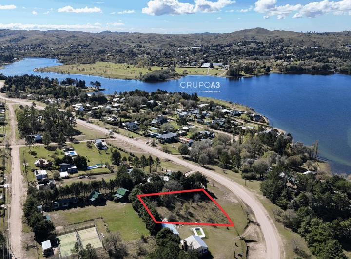 Terreno · 1700m²